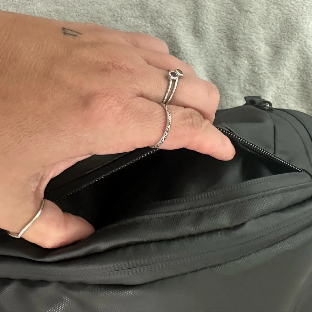 Gymshark Black Men's Backpack - Picture 5 of 9